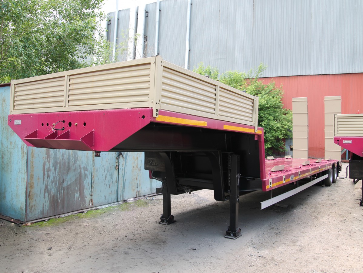 Низкорамный полуприцеп-тяжеловоз чмзап 938530 по спецификации 037 укву