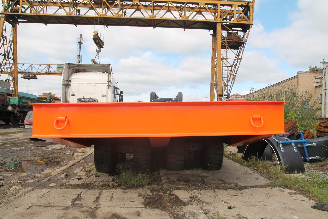 Ролл-трейлер чмзап 817000 по спецификации 020 л