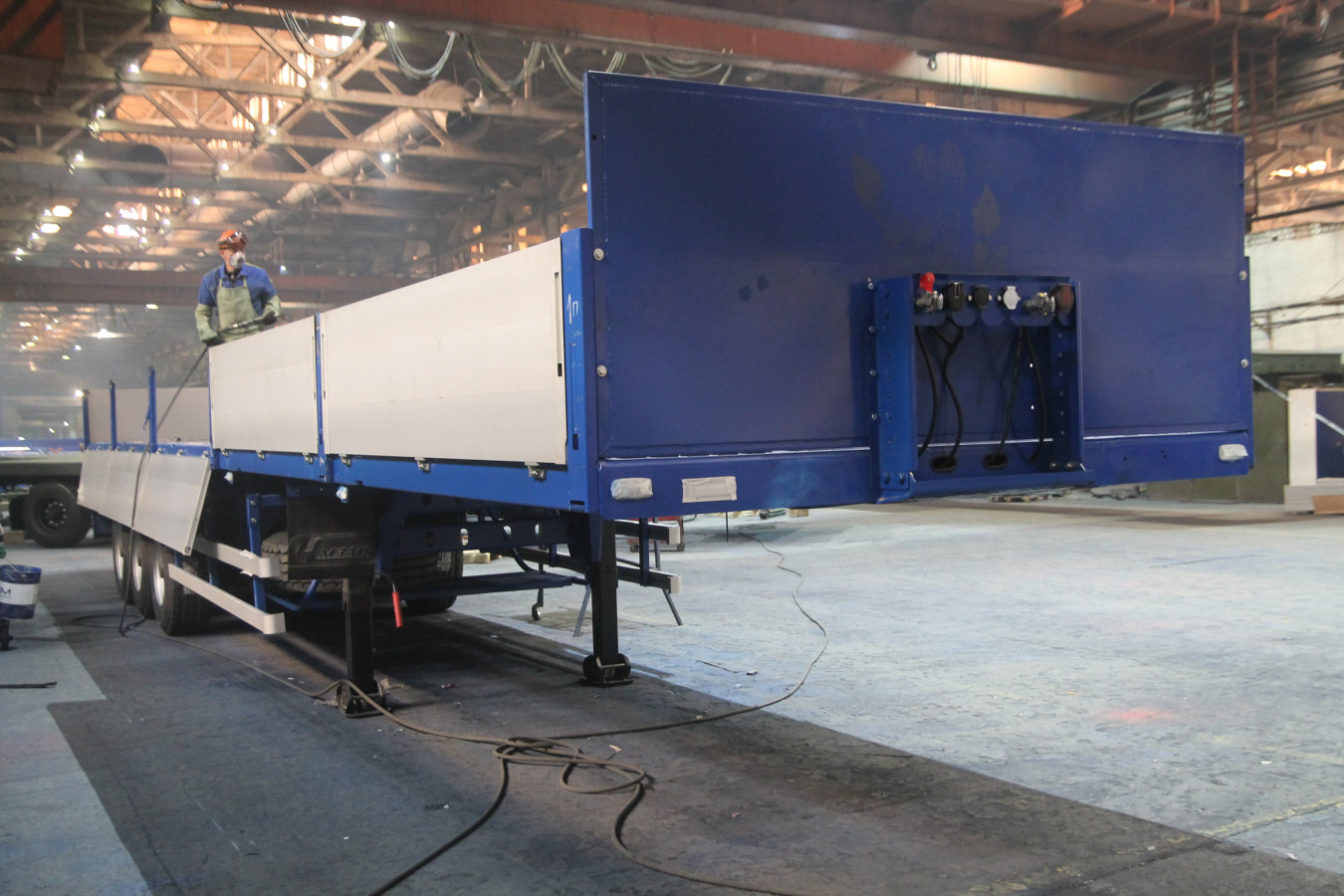 Полуприцеп бортовой чмзап 99065 по спецификации 031 пм4