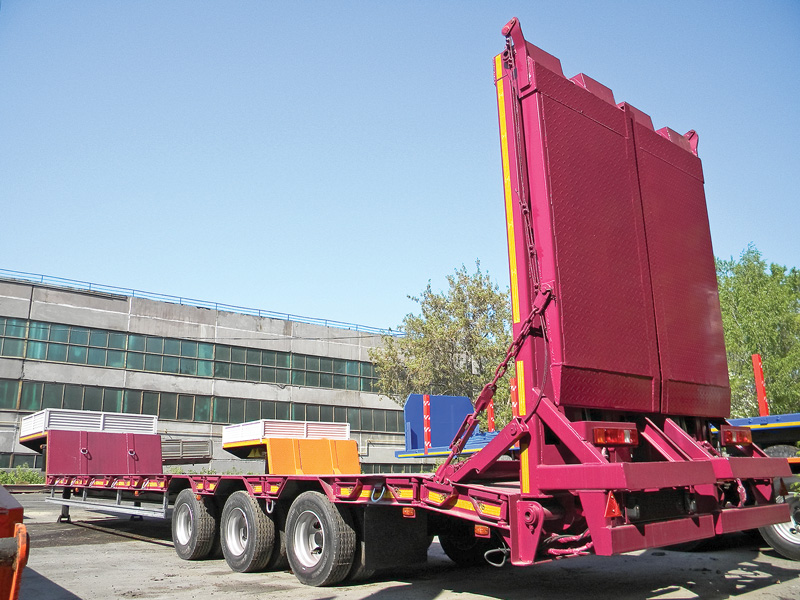 Низкорамный полуприцеп-тяжеловоз чмзап 99064 по спецификации 042