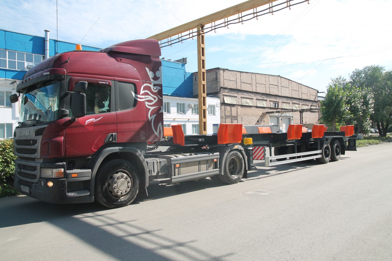 Портовый контейнеровоз чмзап 602010 по спецификации 010 м2