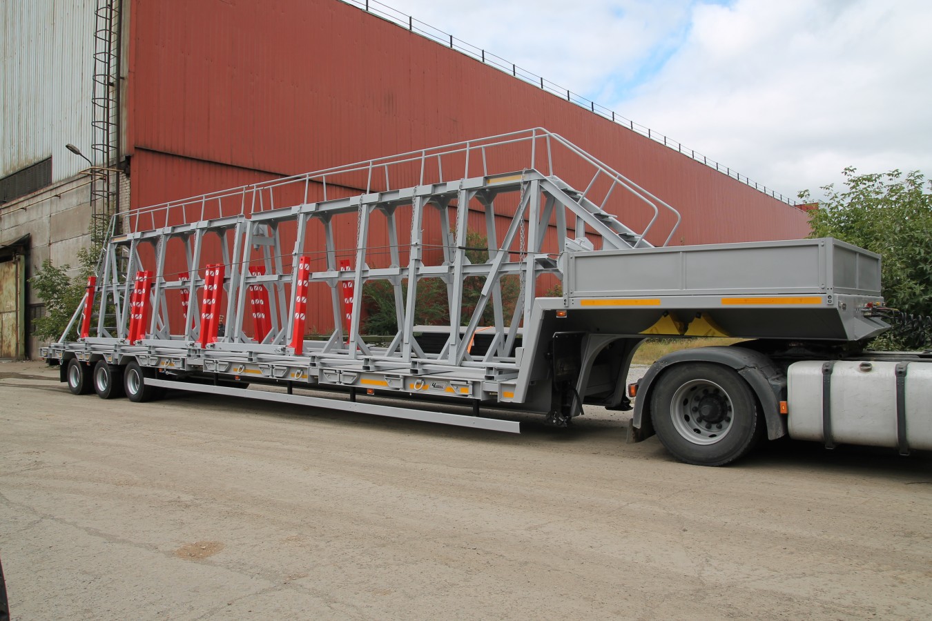 Панелевоз с фермой чмзап 99064 по спецификации 042 кнт