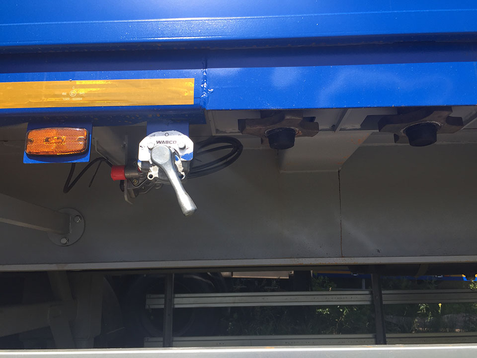 Полуприцеп бортовой чмзап 99064 по спецификации 031 п3