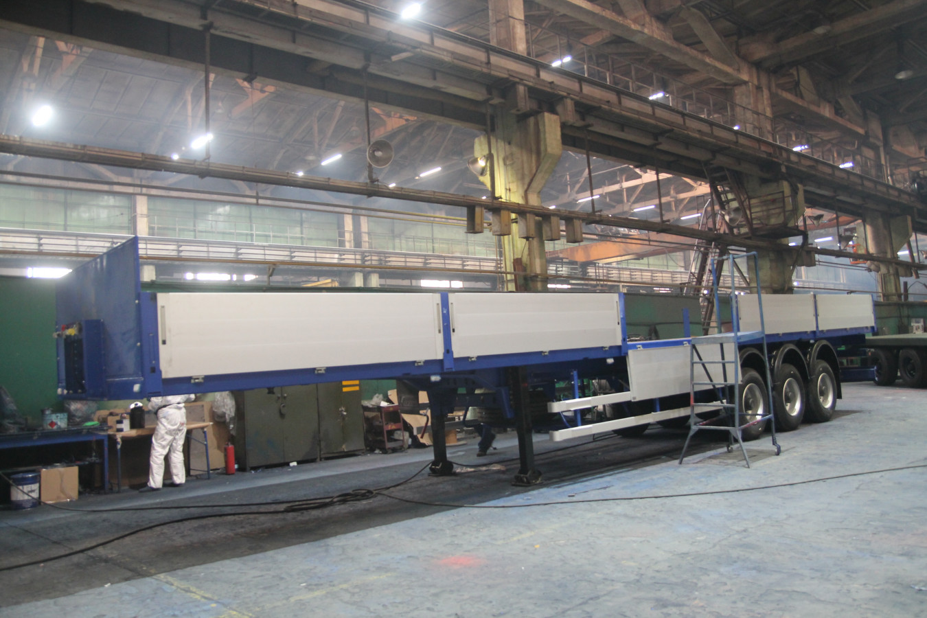 Полуприцеп бортовой чмзап 99065 по спецификации 031 пм4