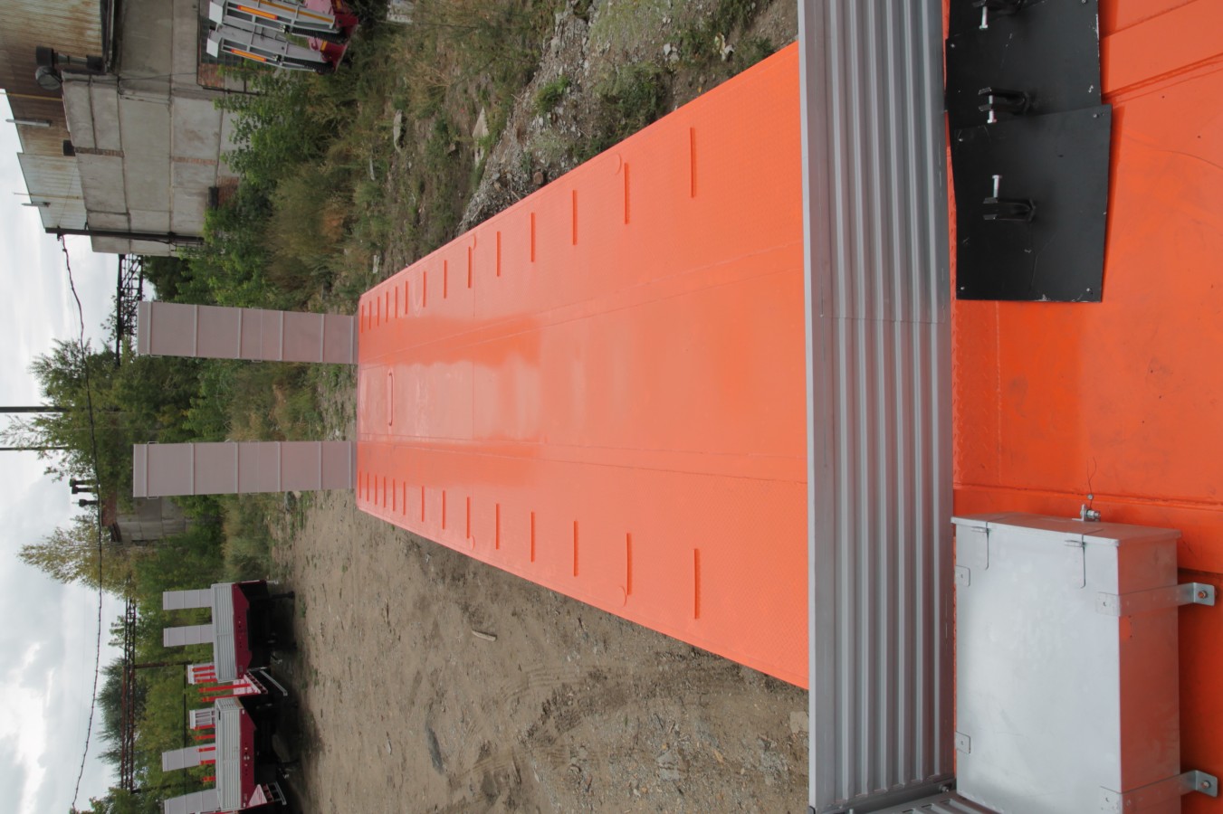 Низкорамный полуприцеп-тяжеловоз чмзап 99064 по спецификации 046 му