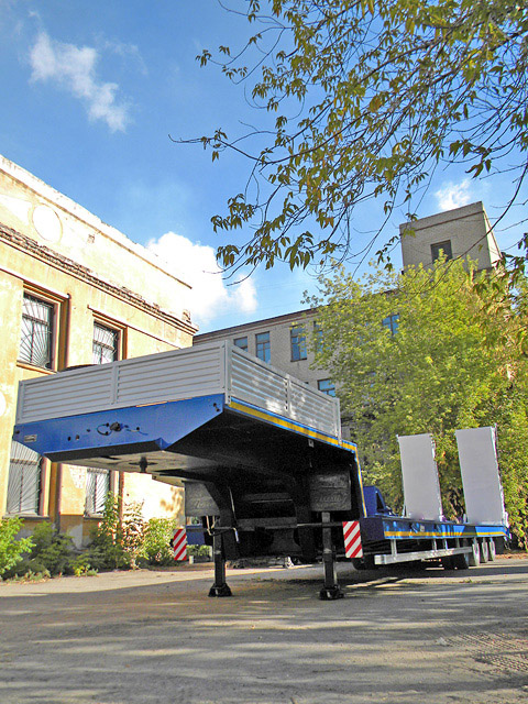 Низкорамный полуприцеп-тяжеловоз чмзап 99903 по спецификации 032