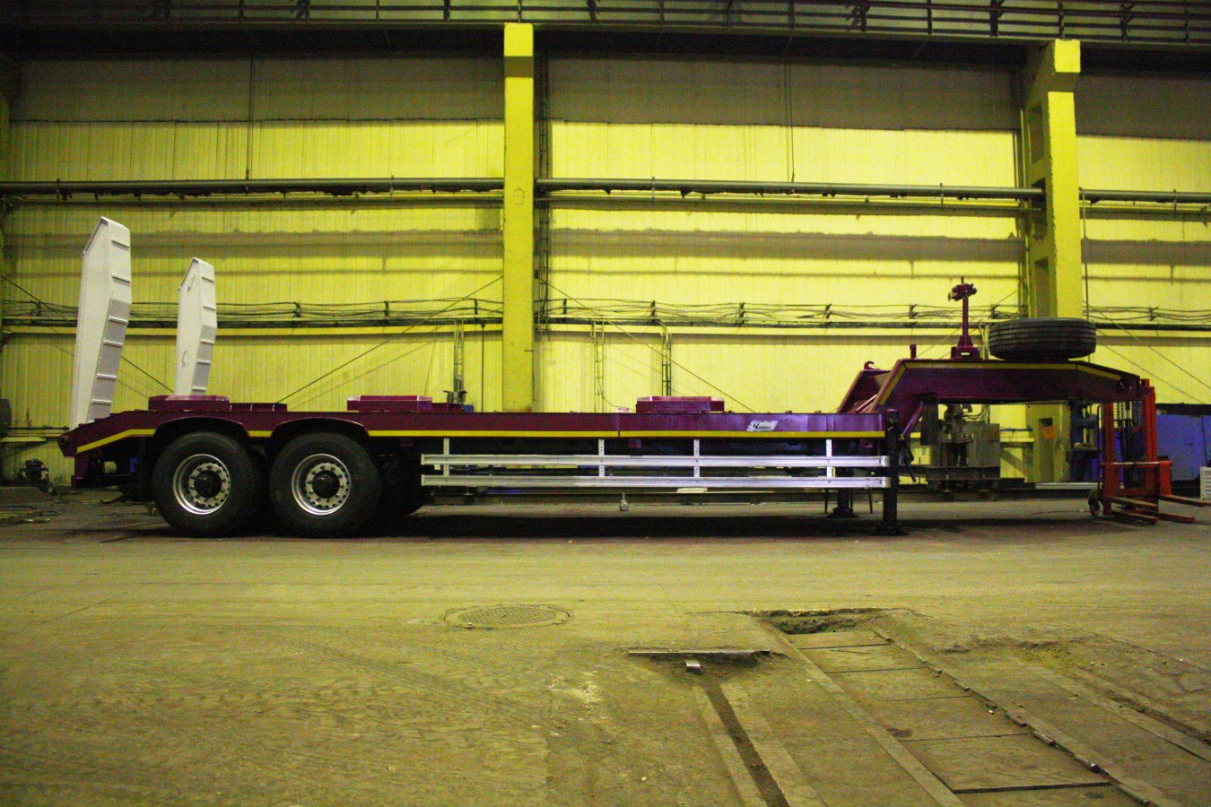 Полуприцеп-тяжеловоз чмзап 99865 по спецификации 01-020