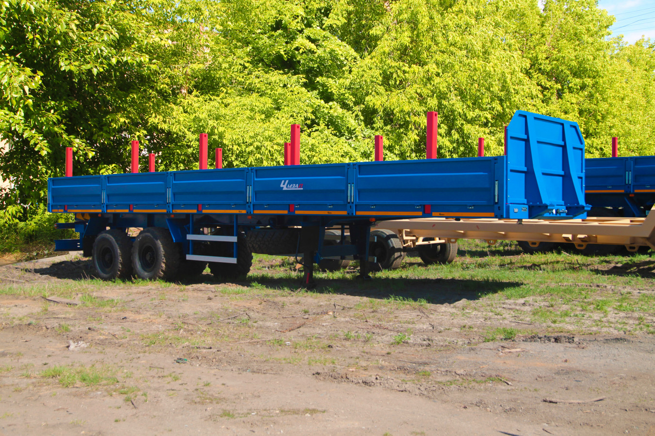 Полуприцеп бортовой чмзап 93853 по спецификации 038 бак01