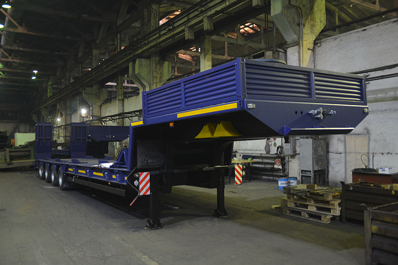 Низкорамный полуприцеп-тяжеловоз чмзап 99903 по спецификации 033