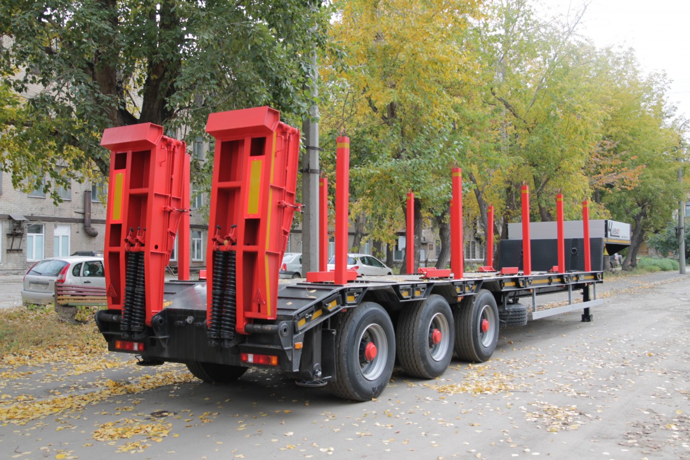 Полуприцеп-тяжеловоз автомобильный чмзап 99064 по спецификации 081 кшт2