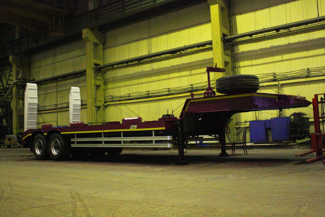 Полуприцеп-тяжеловоз чмзап 99865 по спецификации 01-020