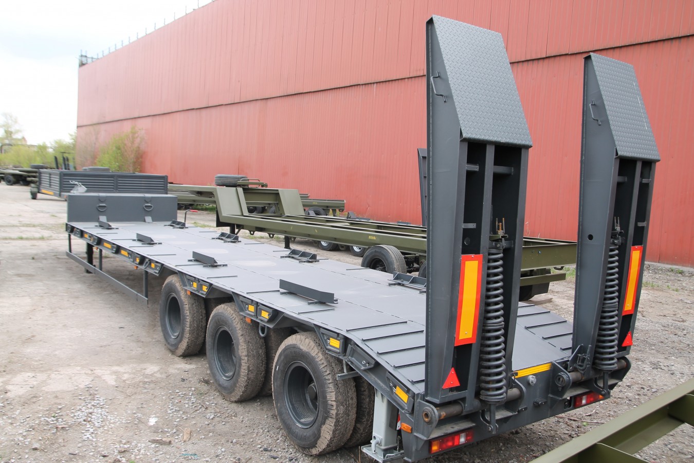 Полуприцеп чмзап 99064 по спецификации 076 ку3