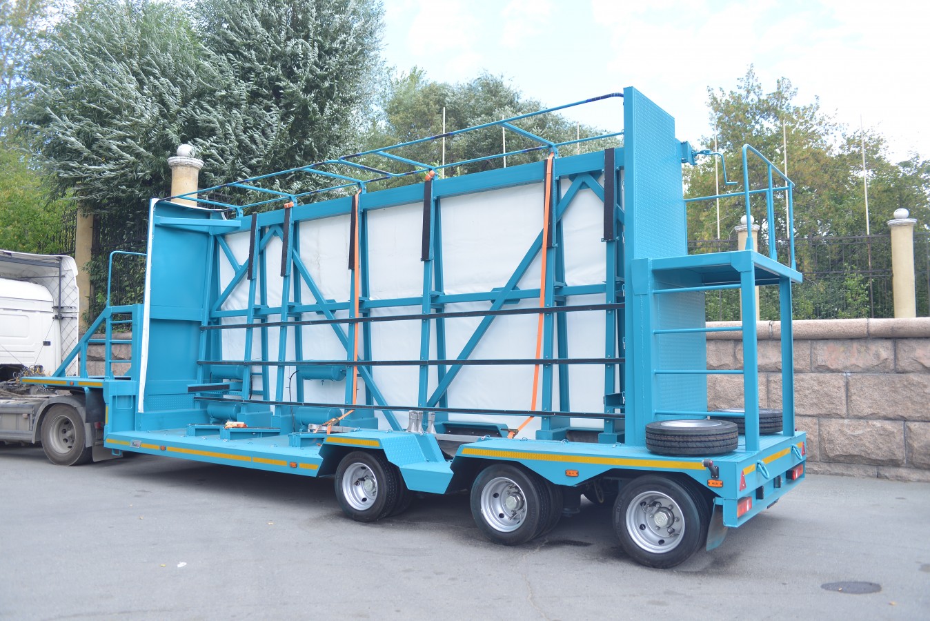 Стекловоз чмзап 99064 по спецификации 058