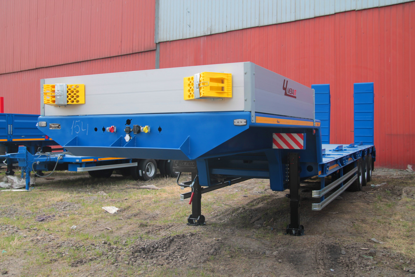 Полуприцеп-тяжеловоз чмзап 99064 по спецификации 081 к