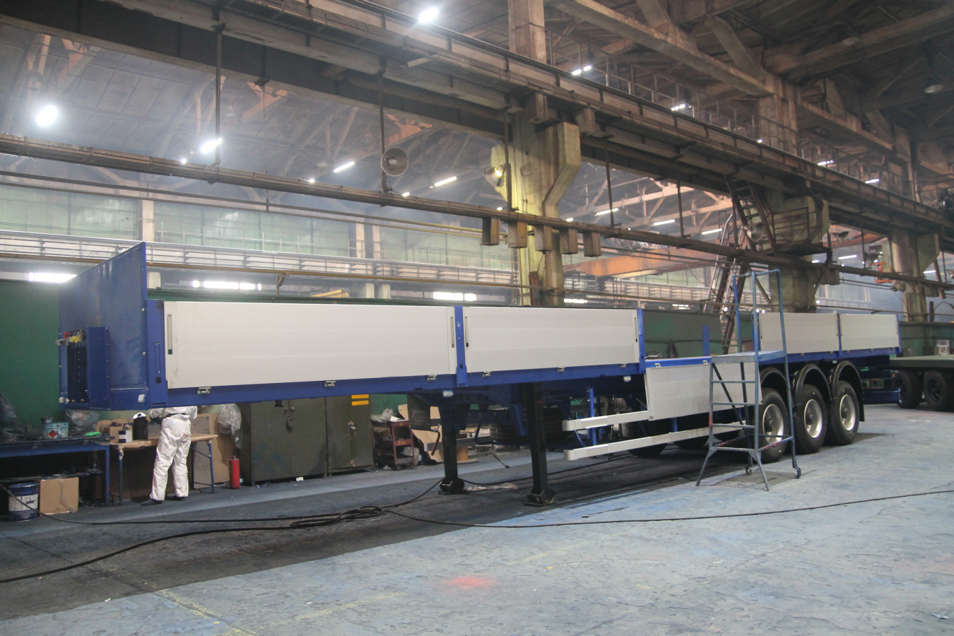 Полуприцеп бортовой чмзап 99065 по спецификации 031 пм4