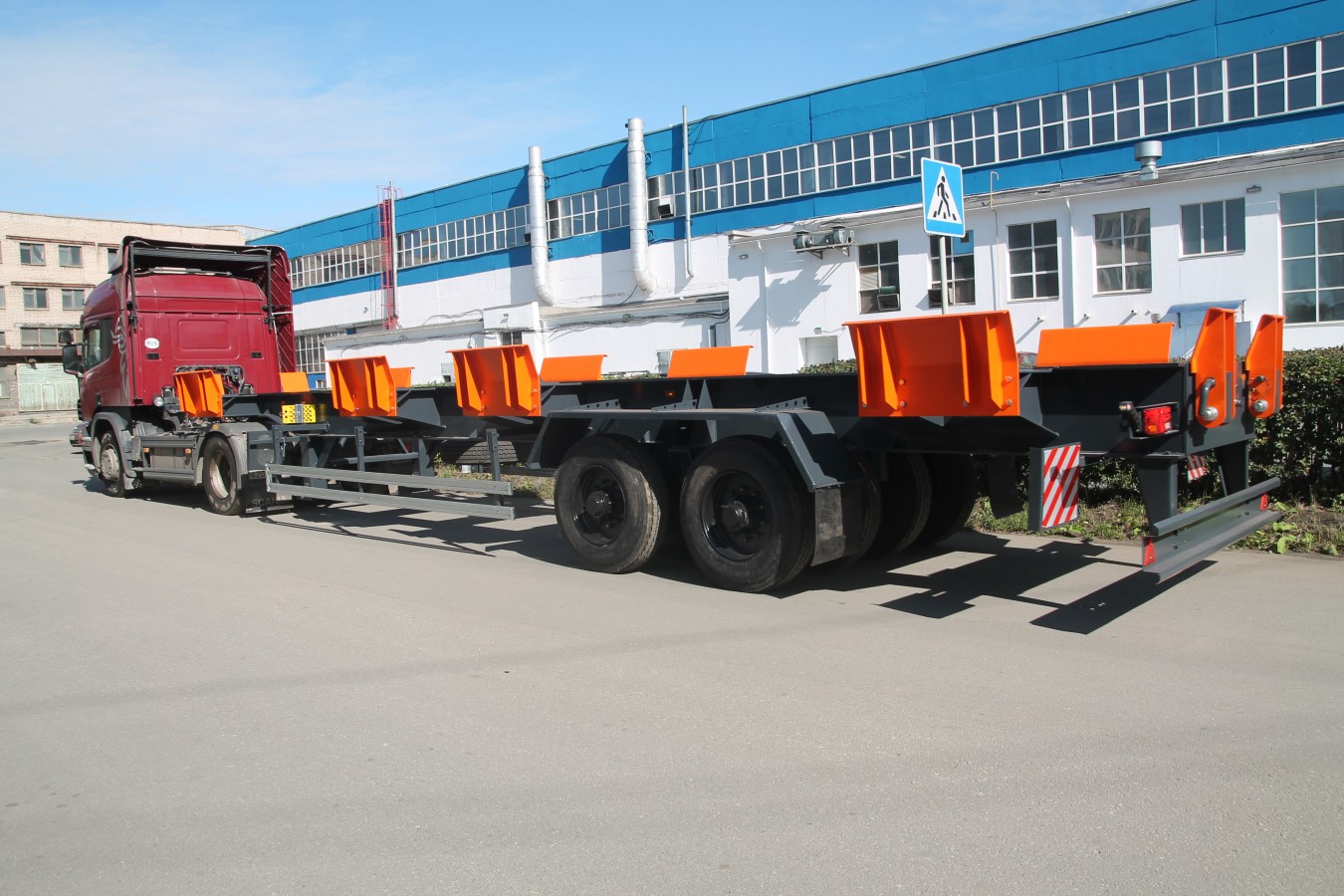 Портовый контейнеровоз чмзап 602010 по спецификации 010 м2