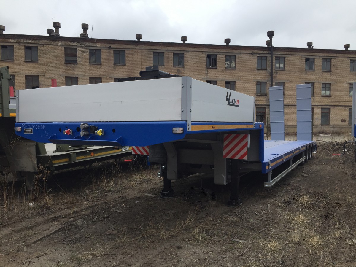 Низкорамный полуприцеп-тяжеловоз чмзап 99064 по спецификации 042-02 ву3 пп4 (100-02)